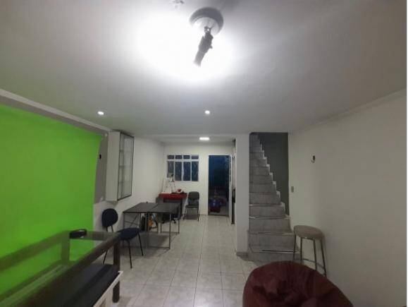 Sobrado à venda com 3 quartos, 160m² - Foto 5