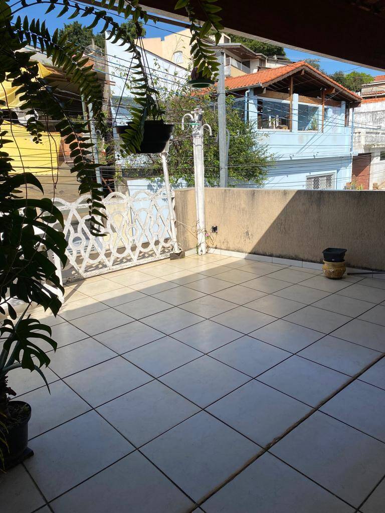 Sobrado à venda com 2 quartos, 140m² - Foto 17