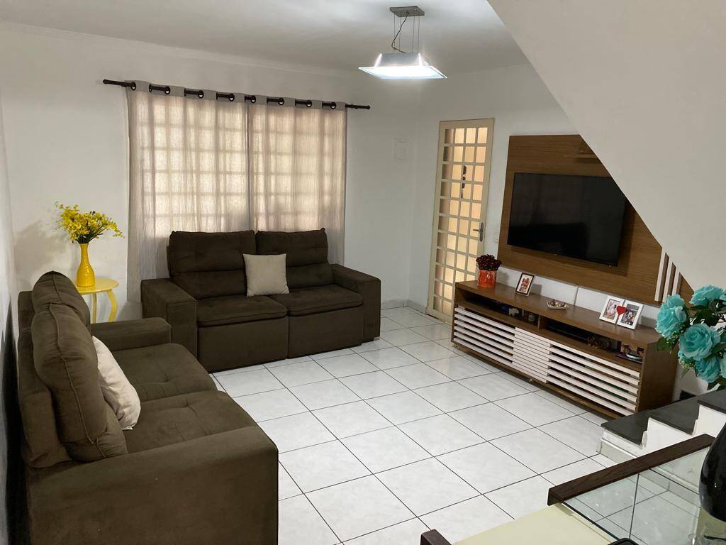 Sobrado à venda com 2 quartos, 140m² - Foto 3