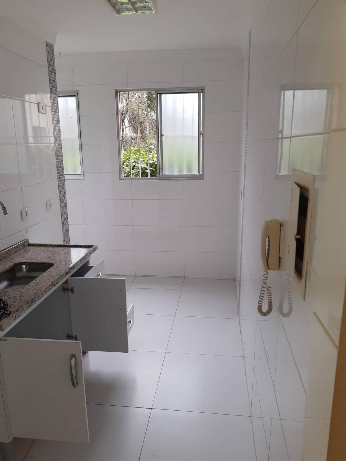 Apartamento à venda com 2 quartos, 62m² - Foto 5