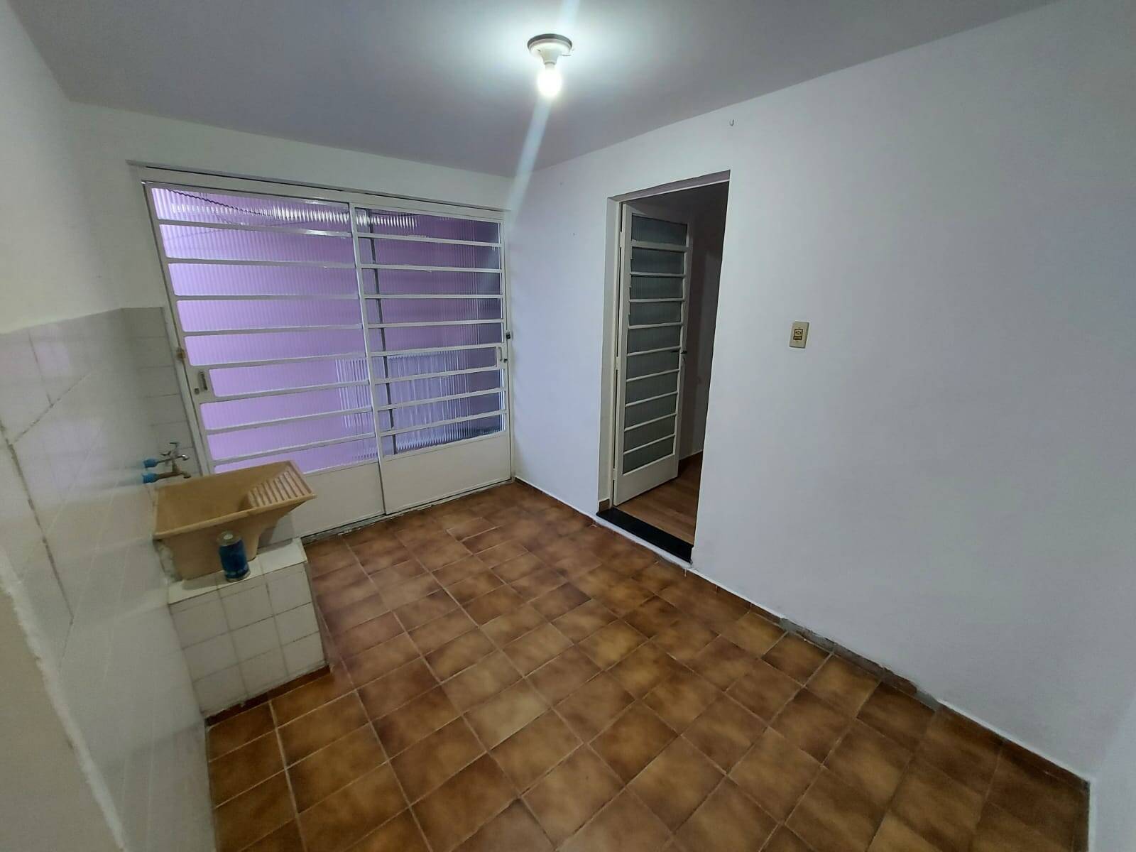 Casa à venda com 2 quartos, 175m² - Foto 6