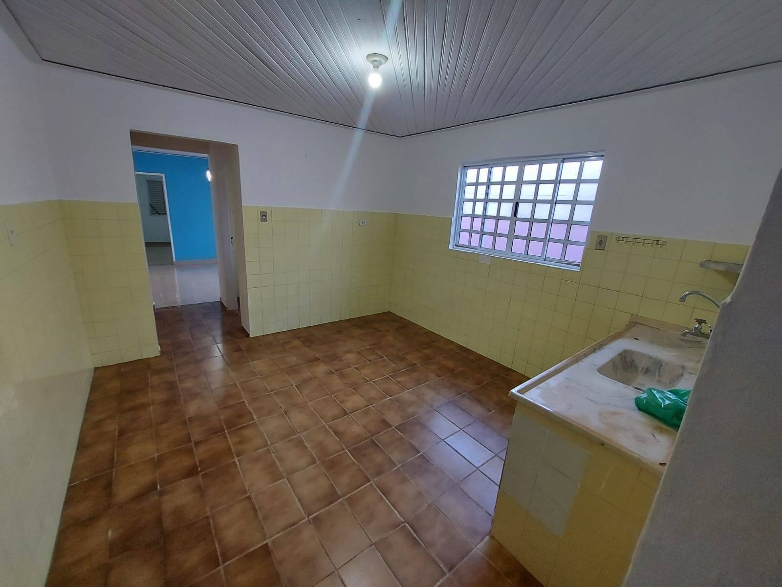 Casa à venda com 2 quartos, 175m² - Foto 5