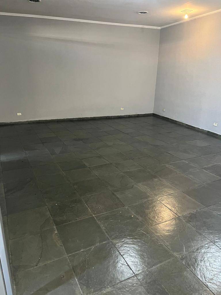 Casa à venda com 2 quartos, 120m² - Foto 11