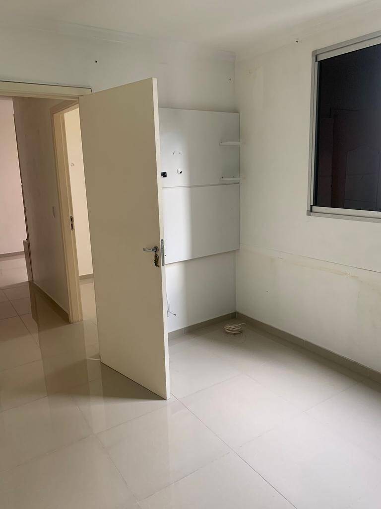 Apartamento à venda com 2 quartos, 43m² - Foto 15