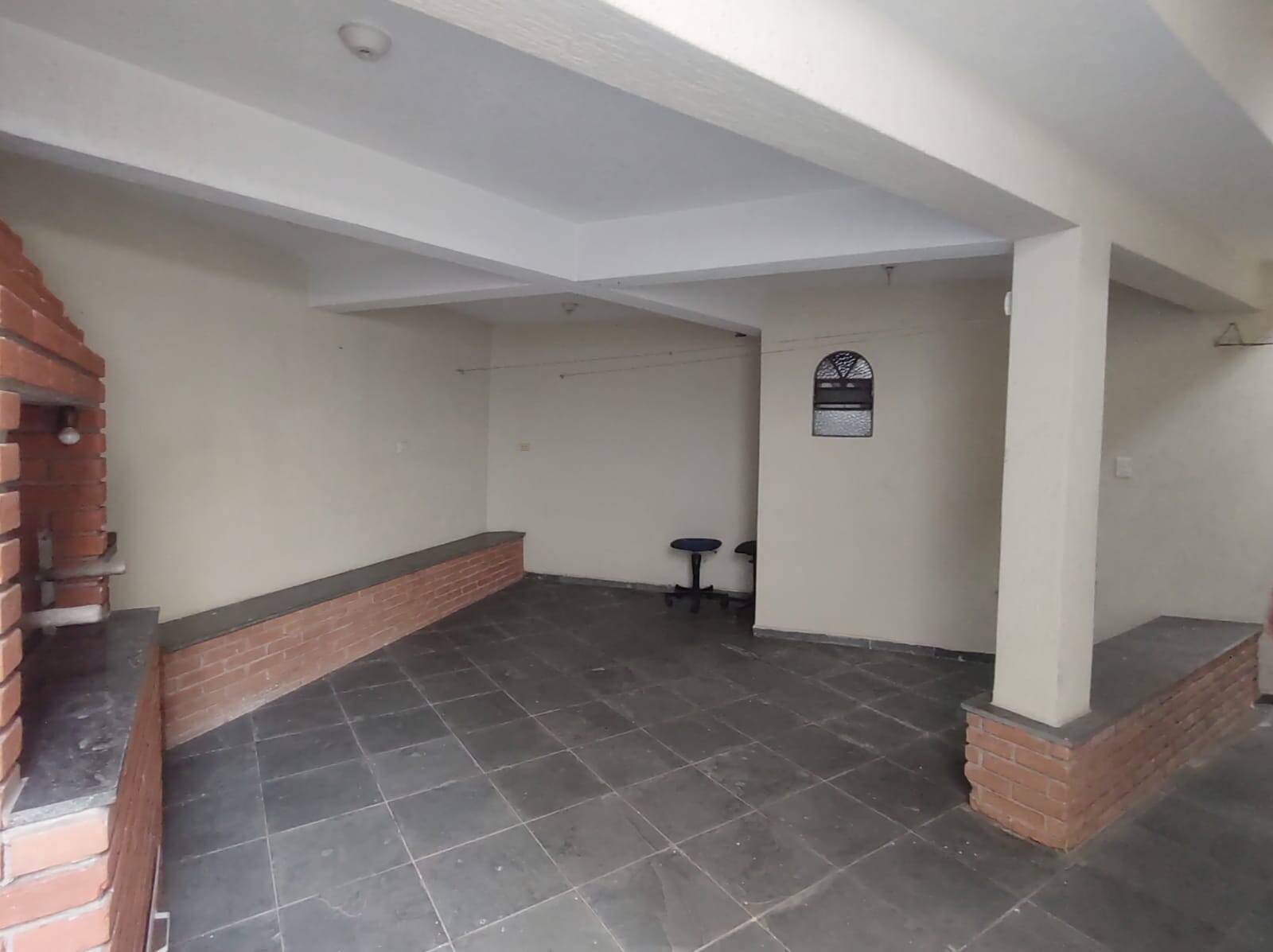 Sobrado à venda com 4 quartos, 250m² - Foto 24