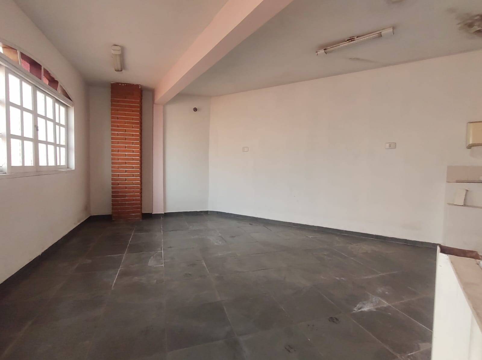 Sobrado à venda com 4 quartos, 250m² - Foto 37