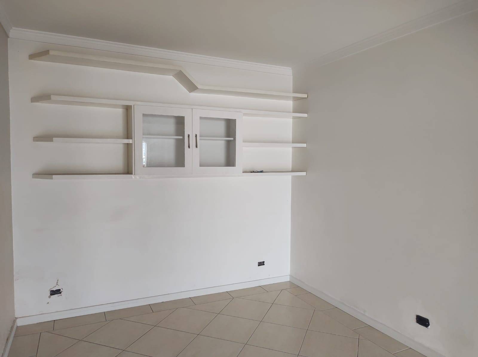 Sobrado à venda com 4 quartos, 250m² - Foto 5