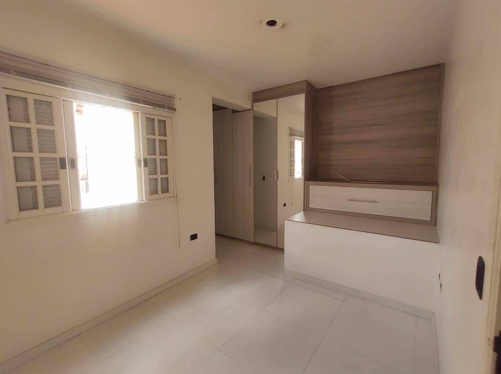 Sobrado à venda com 4 quartos, 250m² - Foto 16