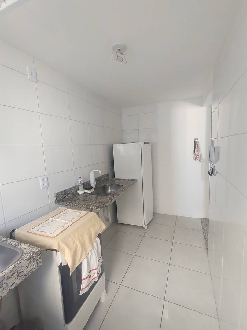 Apartamento à venda com 2 quartos, 44m² - Foto 2