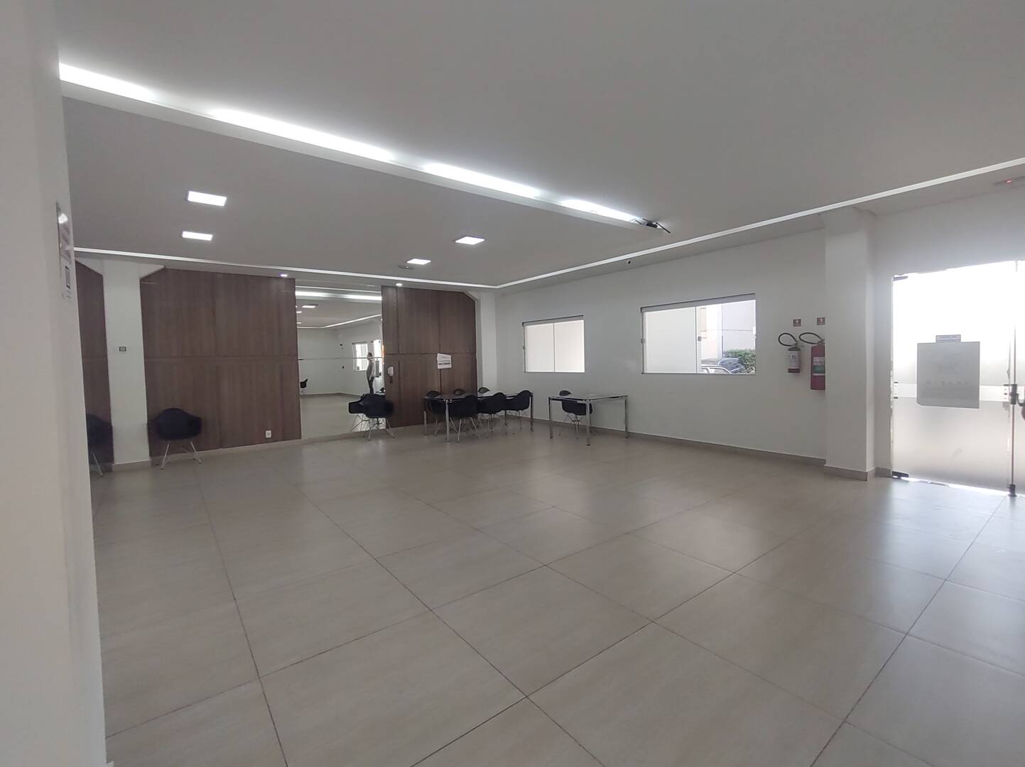 Apartamento à venda com 2 quartos, 44m² - Foto 16