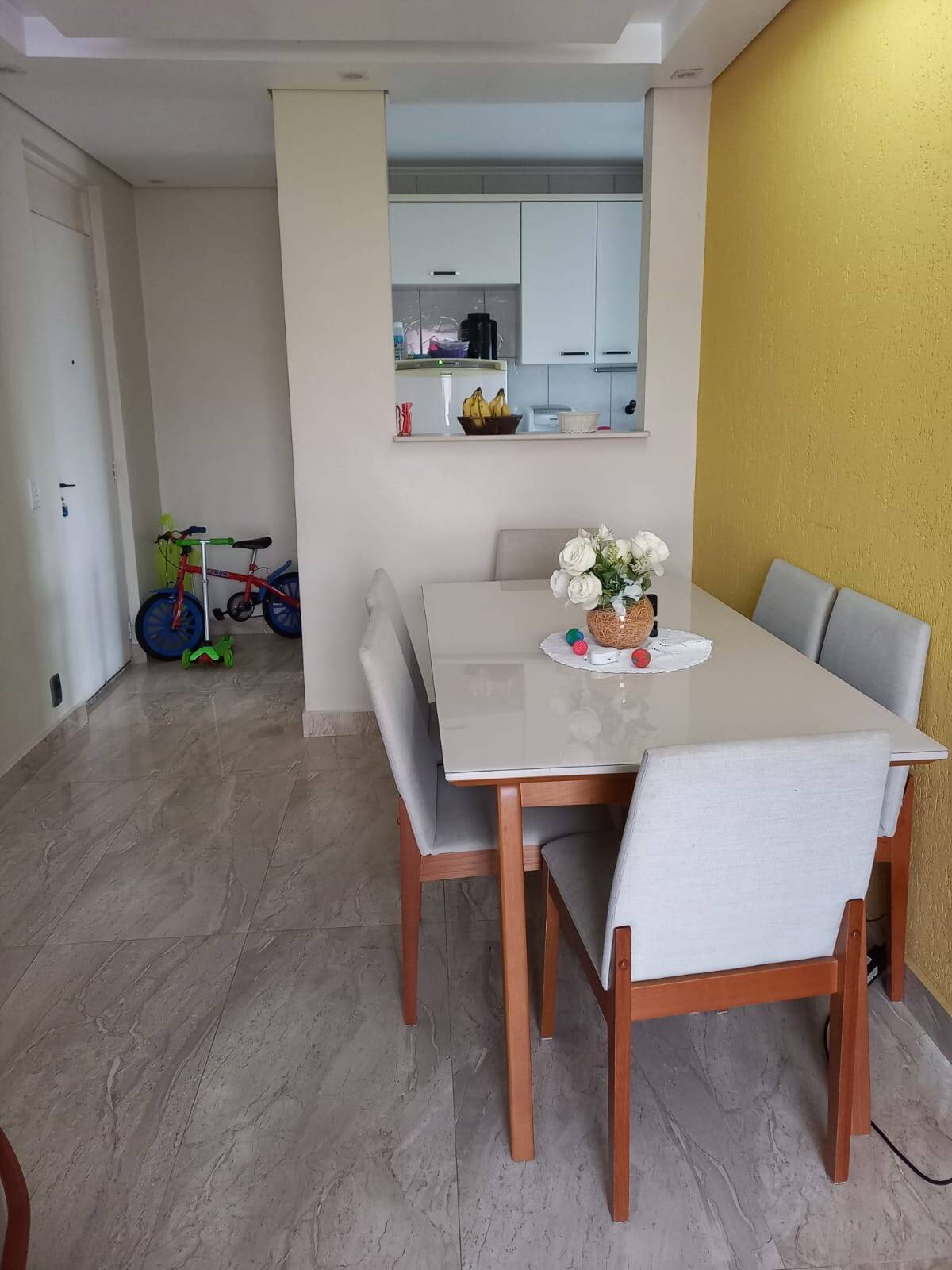 Apartamento à venda com 2 quartos, 52m² - Foto 2