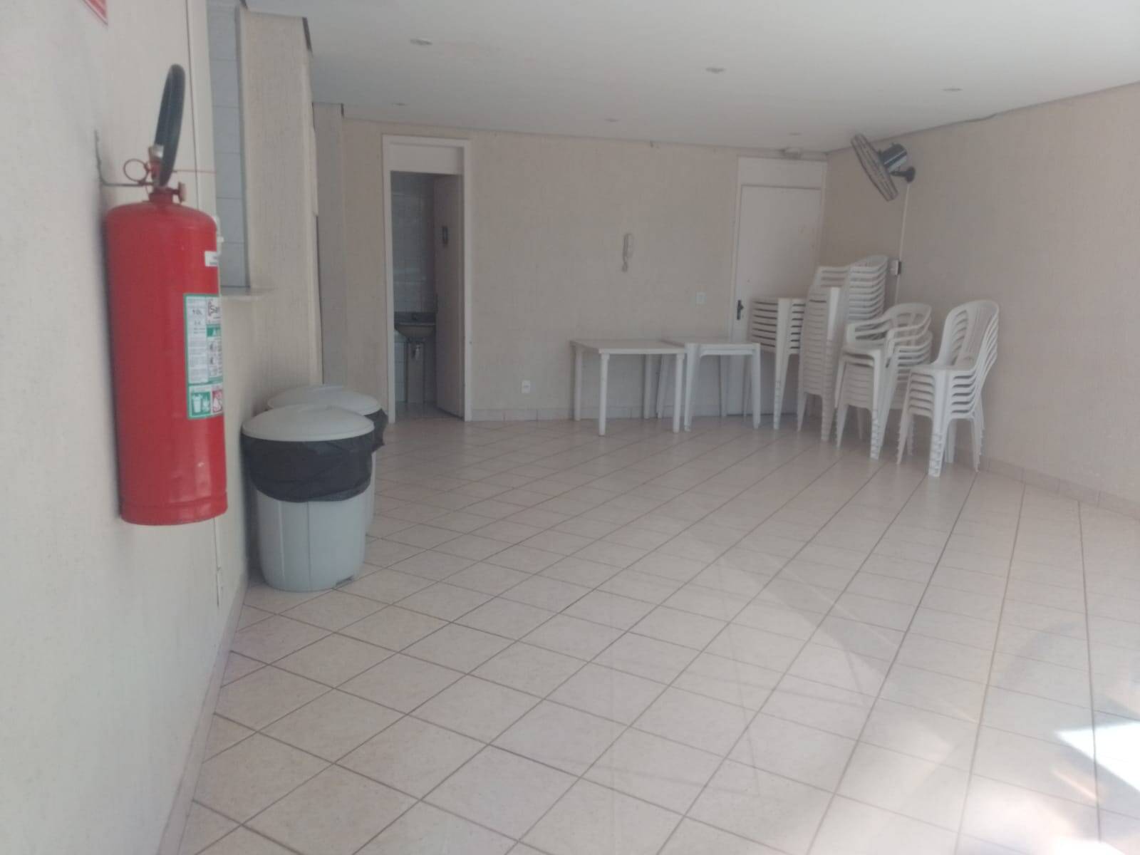 Apartamento à venda com 2 quartos, 52m² - Foto 4