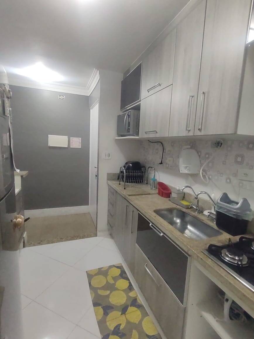 Apartamento para alugar com 3 quartos, 50m² - Foto 3