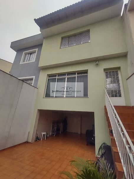 Sobrado à venda com 2 quartos, 174m² - Foto 1