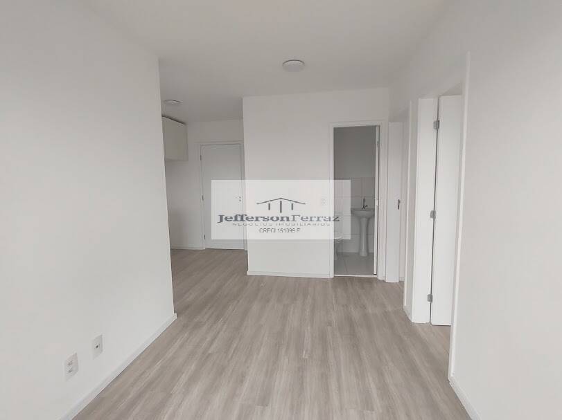 Apartamento para alugar com 2 quartos, 39m² - Foto 12