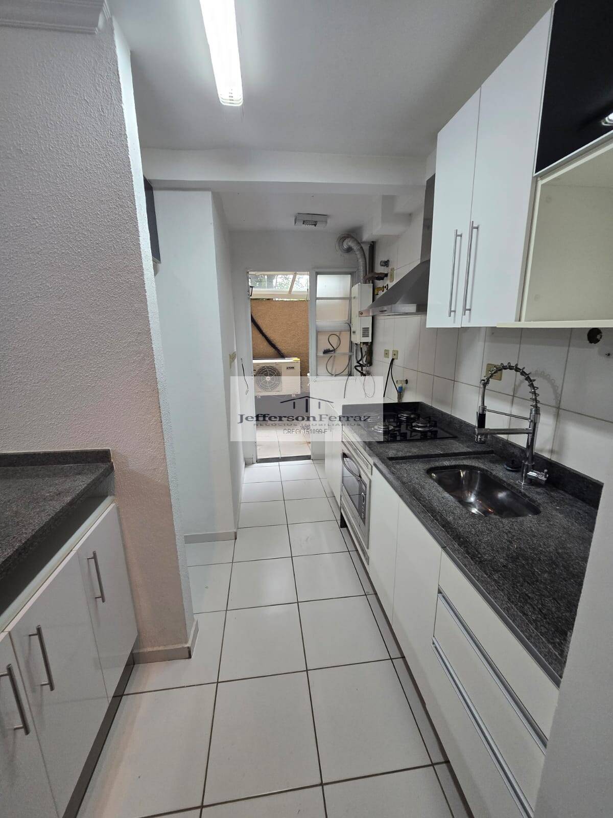 Apartamento para alugar com 2 quartos, 59m² - Foto 3